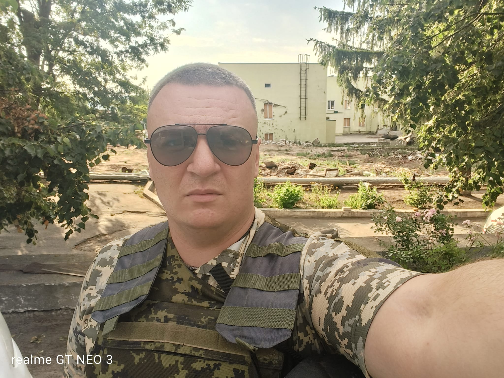 Макаров в формі